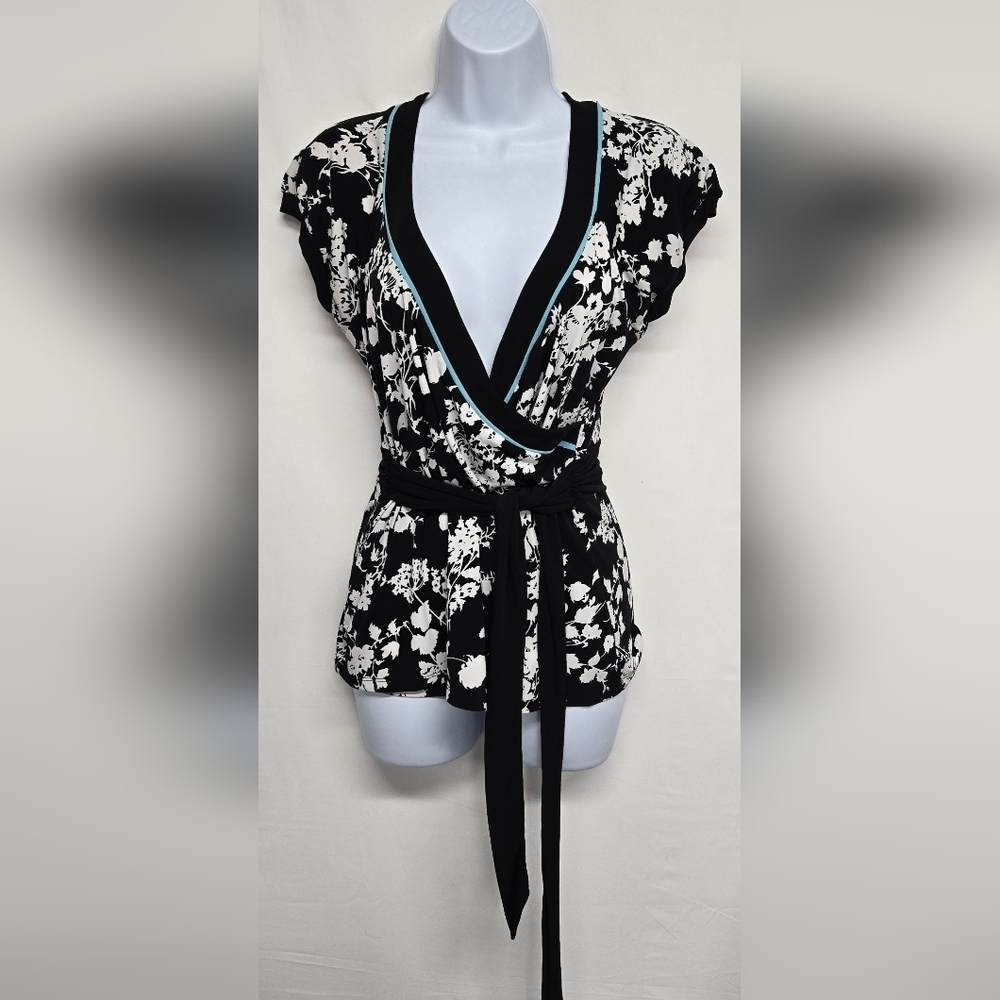 An Taylor Loft S Slinky Stretch Knit Pullover Top Faux Wrap Tie Front Floral